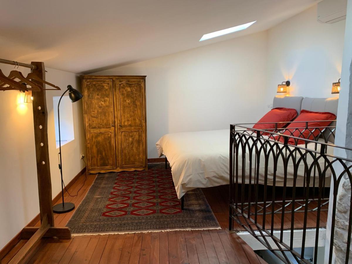 Charming Typical Stone House With Modern Amenities *